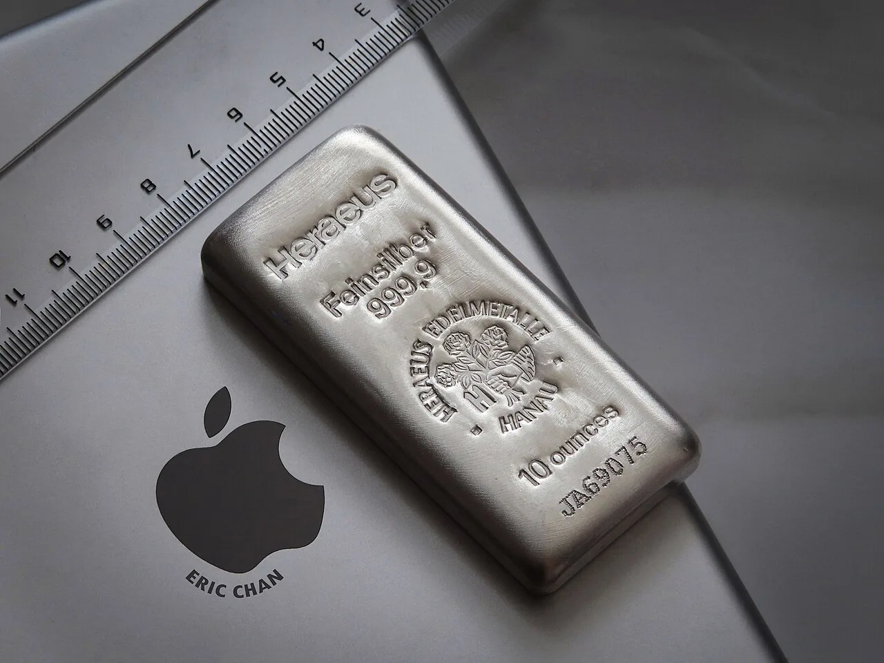 Heraeus 10 oz 9999 fine silver bar, iPad Air 2 Apple logo